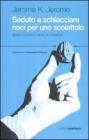 Seduto a schiacciare noci per uno scoiattolo. Storie e bozzetti in verde, blu e lavanda Seduto a schiacciare noci per uno scoiattolo. Storie e bozzetti in verde, blu e lavanda