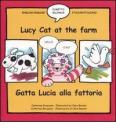 Lucy cat at the farm-Gatta Lucia alla fattoria