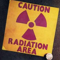 Caution radiation area