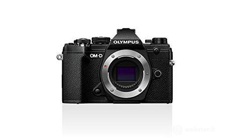 Olympus OM-D E-M5 Mark III, solo corpo macchina, Cruz V2 Fresh Foam (AZ)