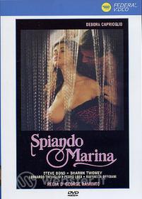 Spiando Marina